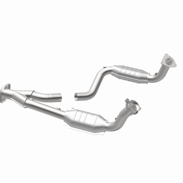 MagnaFlow Direct Fit Catalytic Converter 03-06 Chevy SSR 5.3/6.0 OEM