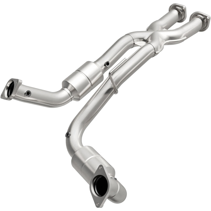 MagnaFlow Direct Fit Catalytic Converter Jeep Grand Cherokee SRT-8
