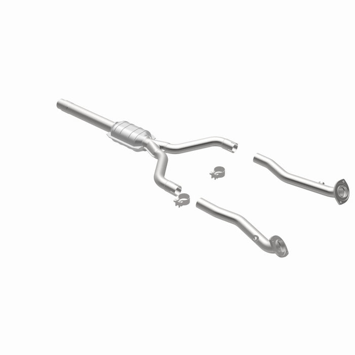 MagnaFlow Direct Fit Catalytic Converter 96-97 Lexus LS400 4.0L rear