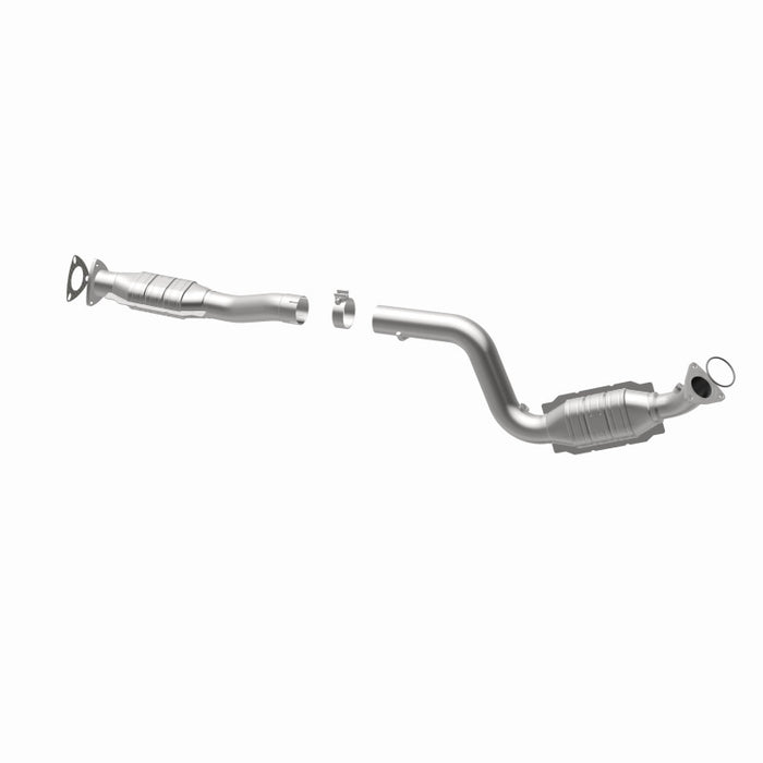 MagnaFlow Direct Fit Catalytic Converter 03-05 Express 2500 4.8L Passenger Side