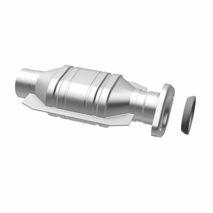 MagnaFlow Direct Fit Catalytic Converter 01-03 Highlander underbody