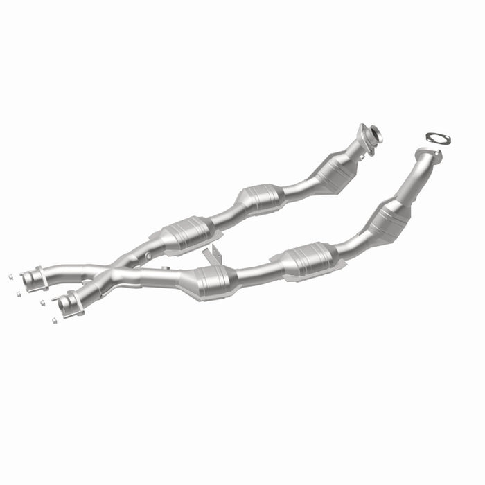 MagnaFlow Direct Fit Catalytic Converter 96-98 Mustang 4.6L 6-Cats