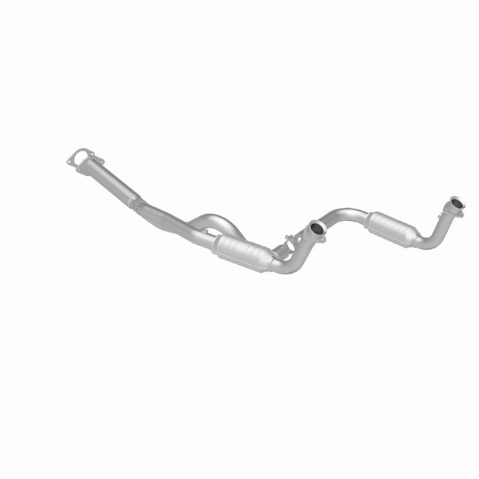 MagnaFlow Direct Fit Catalytic Converter 00 Chevy Express 1500 5.7L
