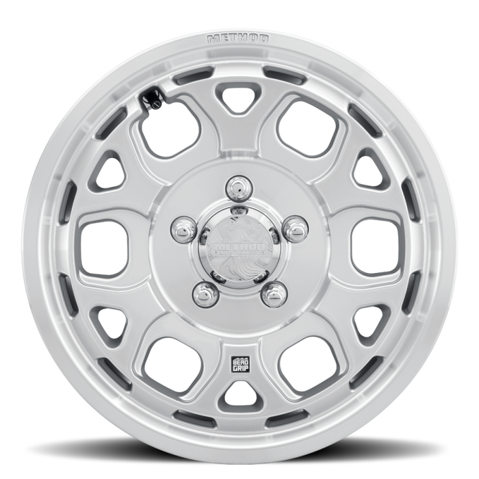 Method MR416 Bead Grip 15x7 / 6x5.5 / 74mm Offset / 78.30mm CB - Machined Clear Coat Wheel