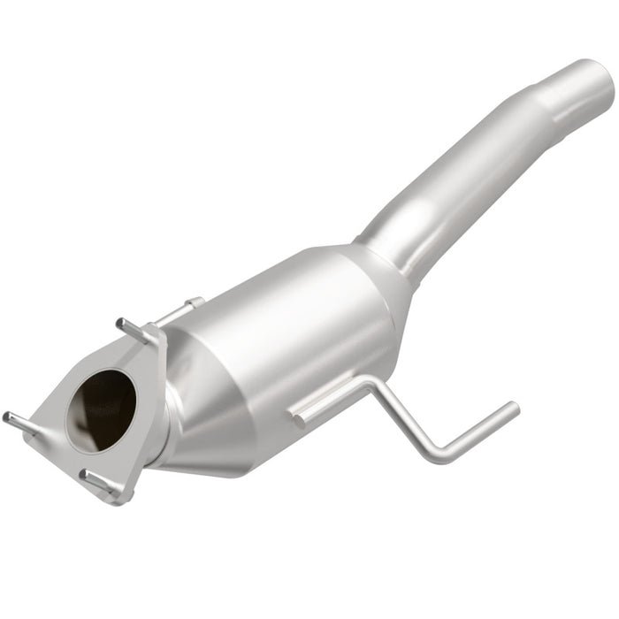 MagnaFlow Direct Fit Catalytic Converter 04-07 VW Touareg 4.2L Passenger Side