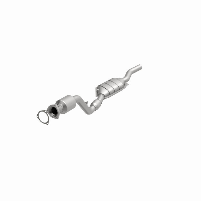 MagnaFlow Direct Fit Catalytic Converter 03 Volkswagen Passat 2.8L