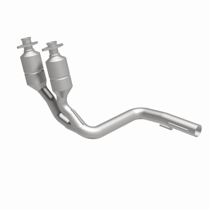 MagnaFlow Direct Fit Catalytic Converter 02-04 Grand Cherokee I6 Front OEM