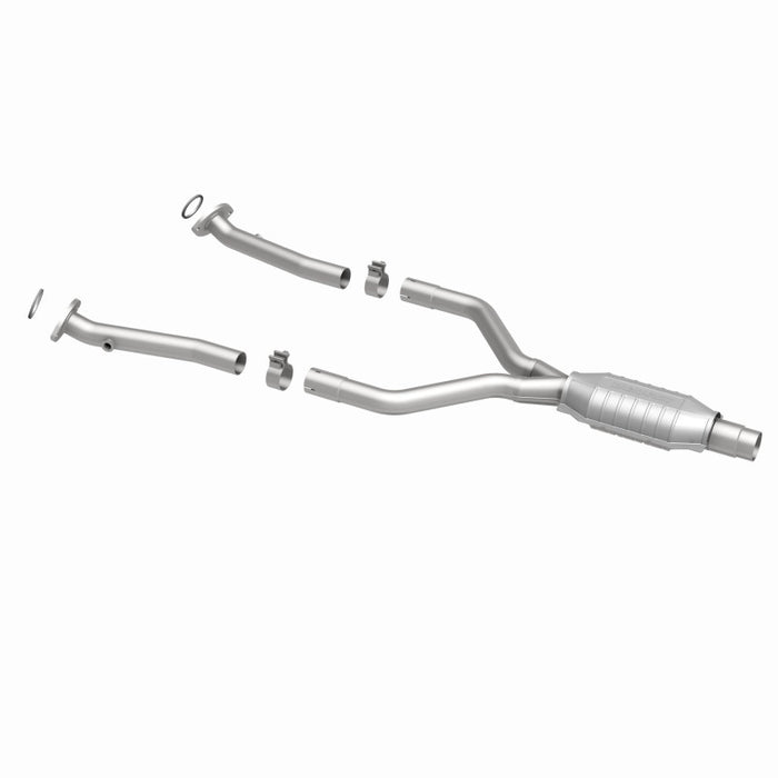 MagnaFlow Direct Fit Catalytic Converter 01-06 Lexus LS430 4.3L Rear