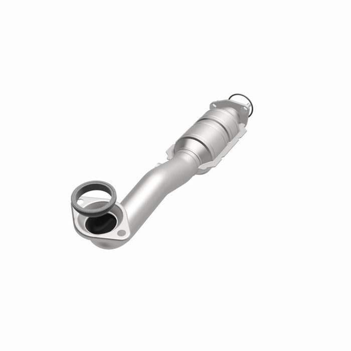 MagnaFlow Direct Fit Catalytic Converter 10-11 Honda CR-V 2.4L