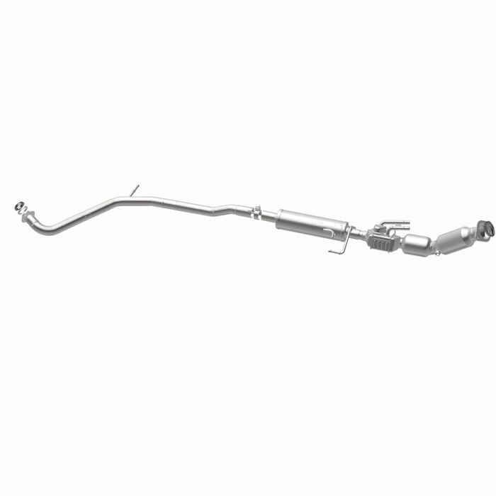 MagnaFlow Direct Fit Catalytic Converter 12-15 Toyota Prius Plug -In Underbody 1.8L