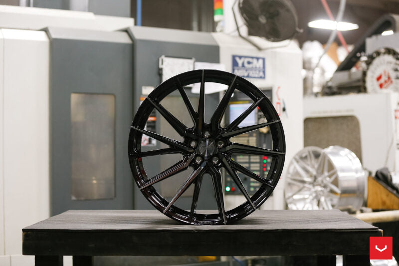 Vossen HF-4T - 20X10 - 5X120 - ET25 - Deep - 64.1 - GB - Right - Tesla Model S Plaid - F&R Wheel