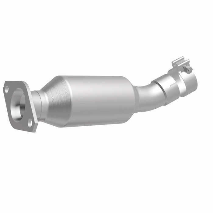 MagnaFlow 14-15 Prius C L4 1.5 OEM Underbody Direct Fit Converter