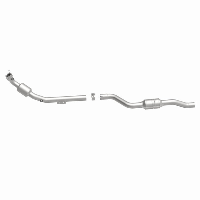MagnaFlow Direct Fit Catalytic Converter 98-03 Mercedes E320 3.2L