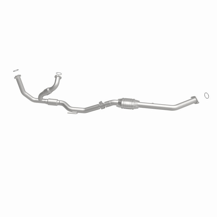 MagnaFlow Direct Fit Catalytic Converter 98-00 Sienna 3.0L