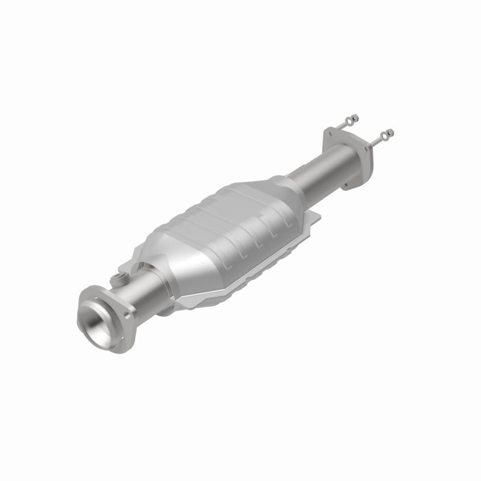 MagnaFlow Direct Fit Catalytic Converter 00-04 Jeep Wrangler Rear