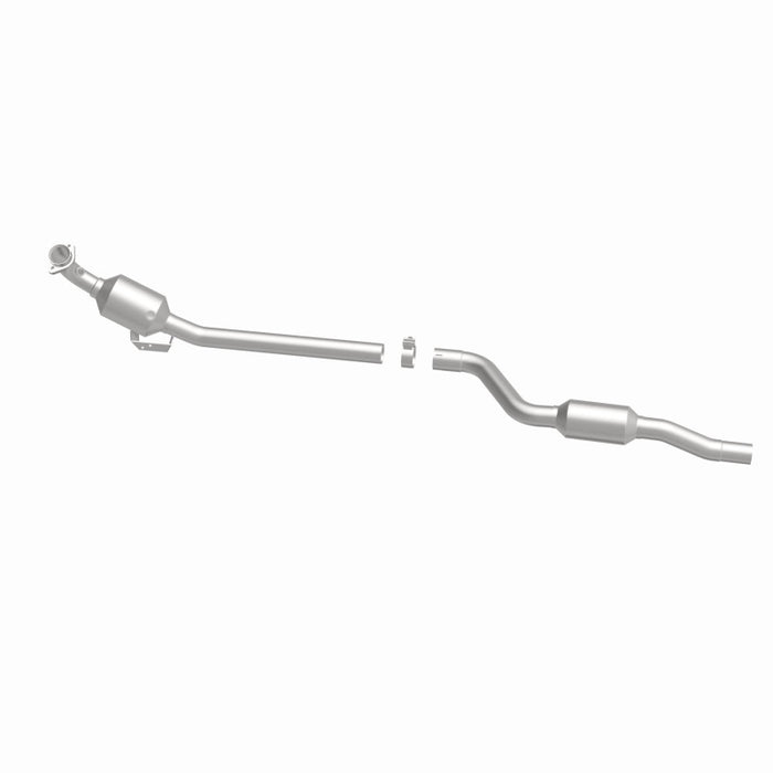 MagnaFlow Direct Fit Catalytic Converter 10-12 Mercedes-Benz GLK350 V6 3.5 OEM Underbody