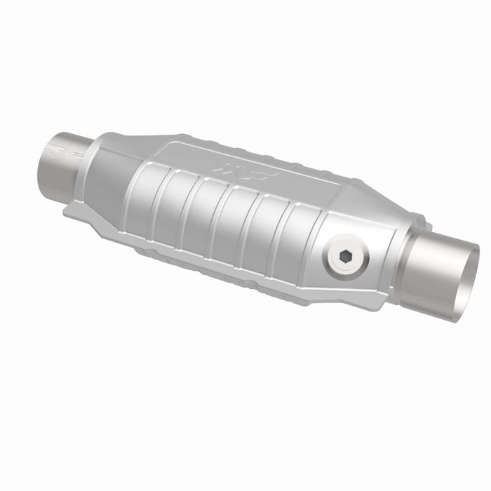 MagnaFlow Universal Catalytic Converter 3in In/Out Center/Center Oval w/ 02 Sensor