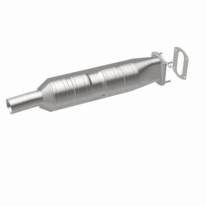 MagnaFlow Direct Fit Catalytic Converter 05-07 Ford F-Series Rear