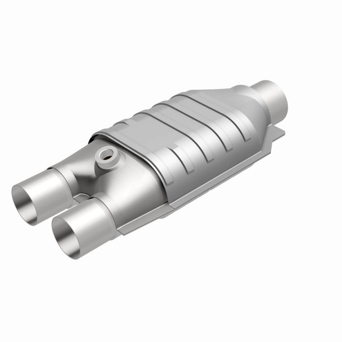 MagnaFlow Universal Catalytic Converter 2.5 inch/2 inch S/D PC2 Rear