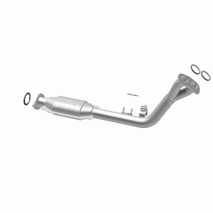 MagnaFlow Direct Fit Catalytic Converter 96-00 Toyota 4 Runner 2.7