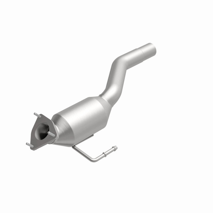MagnaFlow Direct Fit Catalytic Converter 04-07 VW Touareg 4.2L Driver Side