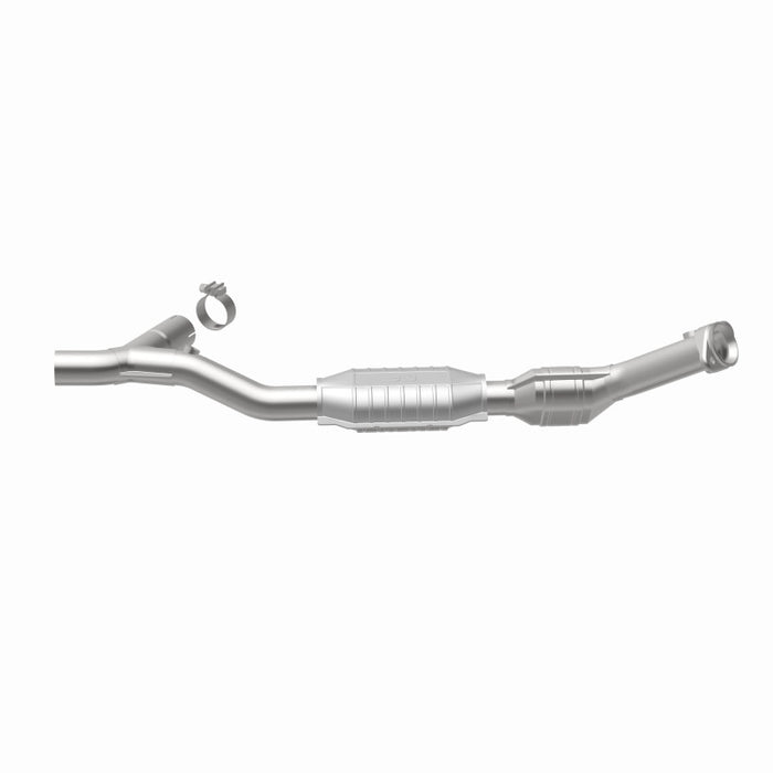 MagnaFlow Direct Fit Catalytic Converter 98 Ford Expedition 5.4L
