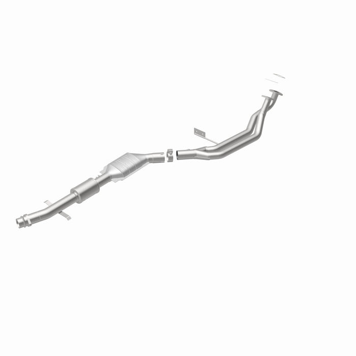 MagnaFlow Conv Direct Fit OEM 98-99 323i 2.5L Underbody