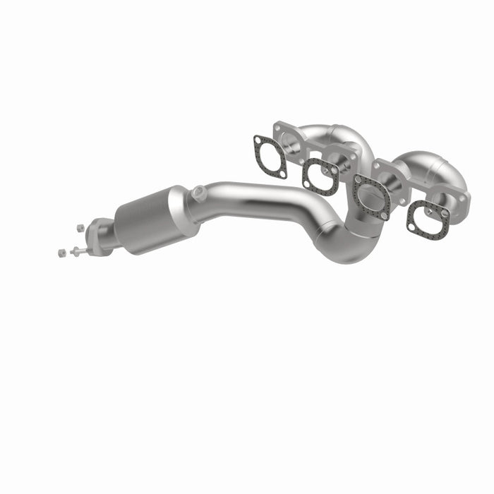 MagnaFlow Direct Fit Catalytic Converter BMW 99-03 540I 4.4L / 99-01 740I 4.4L California - D/S