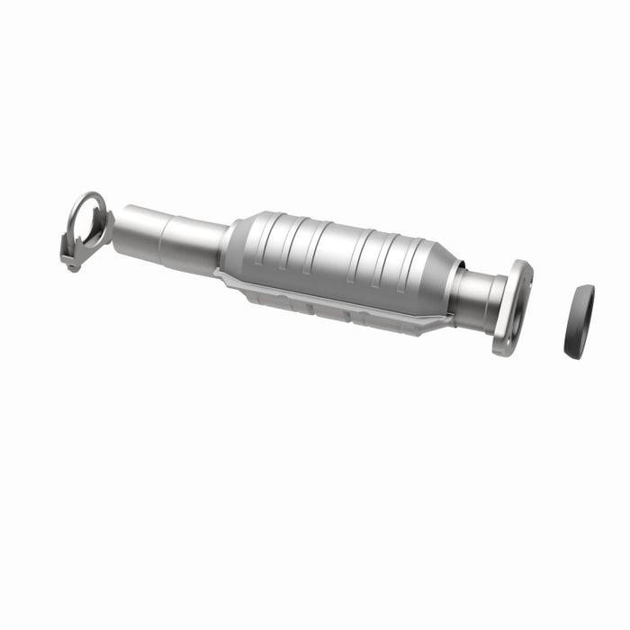 MagnaFlow Direct Fit Catalytic Converter 04 Toyota Sienna 3.3L