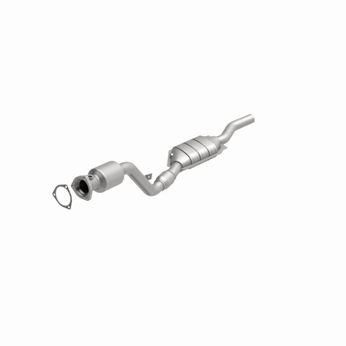 MagnaFlow Direct Fit Catalytic Converter 03 Volkswagen Passat 2.8L