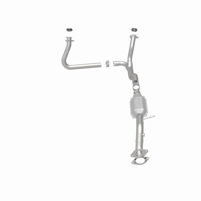 MagnaFlow Direct Fit Catalytic Converter 00-05 Blazer 4WD 4.3L