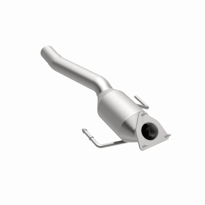 MagnaFlow Direct Fit Catalytic Converter 04-07 VW Touareg 4.2L Passenger Side