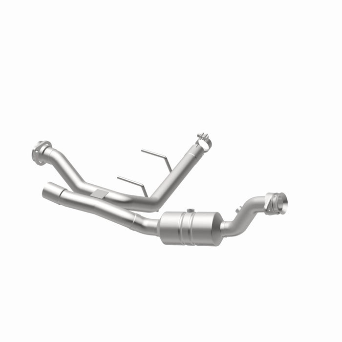 MagnaFlow Direct Fit Catalytic Converter 2017 F-150 3.5 OEM Underbody
