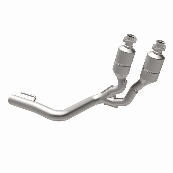 MagnaFlow Direct Fit Catalytic Converter 02-04 Grand Cherokee I6 Front OEM