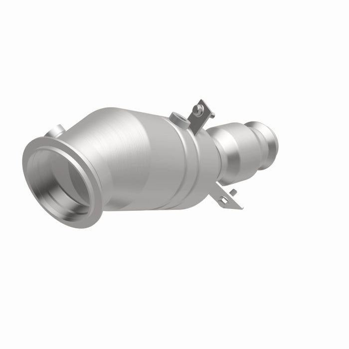 MagnaFlow Direct Fit Catalytic Converter 2016 BMW 428i 2.0L Underbody