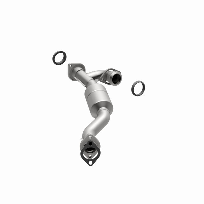 MagnaFlow Direct Fit Catalytic Converter 01-03 Montero 3L Passenger Side Front OEM