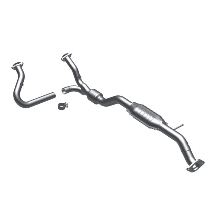 MagnaFlow Direct Fit Catalytic Converter 00-05 Blazer 4WD 4.3L OEM