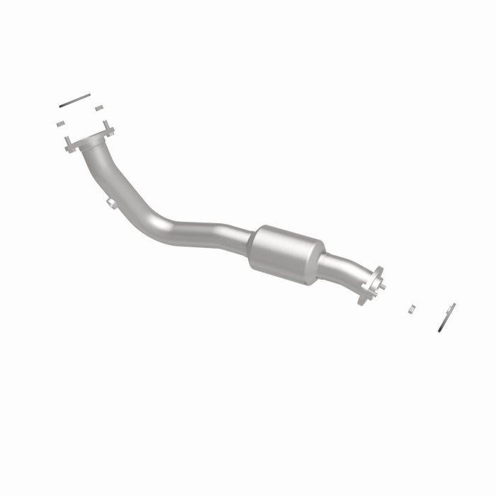 MagnaFlow Direct Fit Catalytic Converter 13-15 RAV4 2.5 Underbody