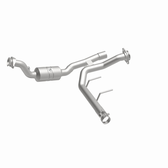 MagnaFlow Direct Fit Catalytic Converter 2017 F-150 3.5 OEM Underbody