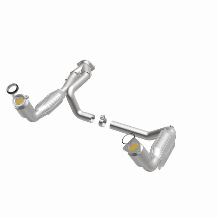 MagnaFlow Direct Fit Catalytic Converter 99-00 Chevy Pickups 4.3L