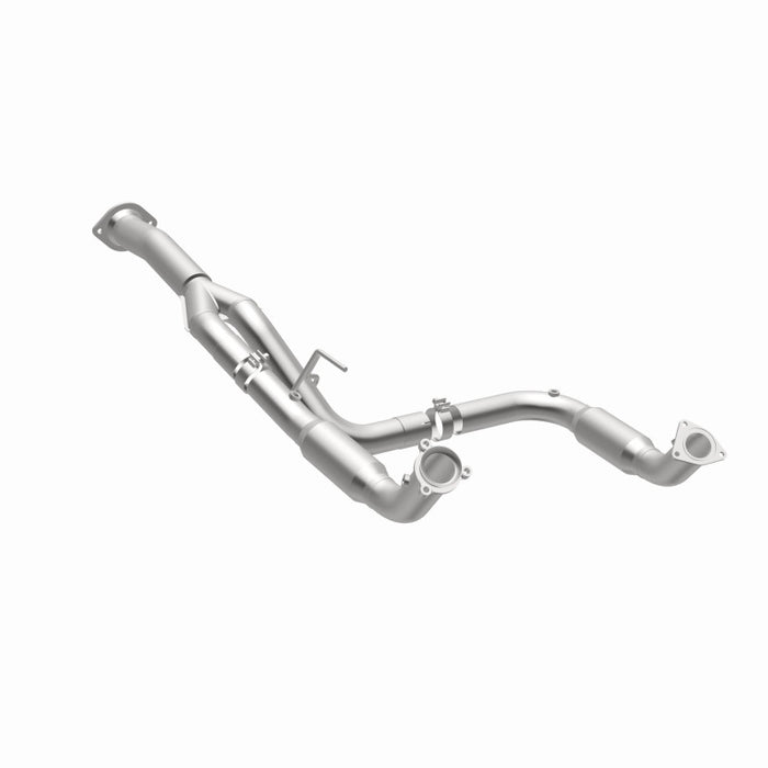 MagnaFlow 2011 Chevrolet Silverado 2500 HD 6.0L Direct Fit Converter