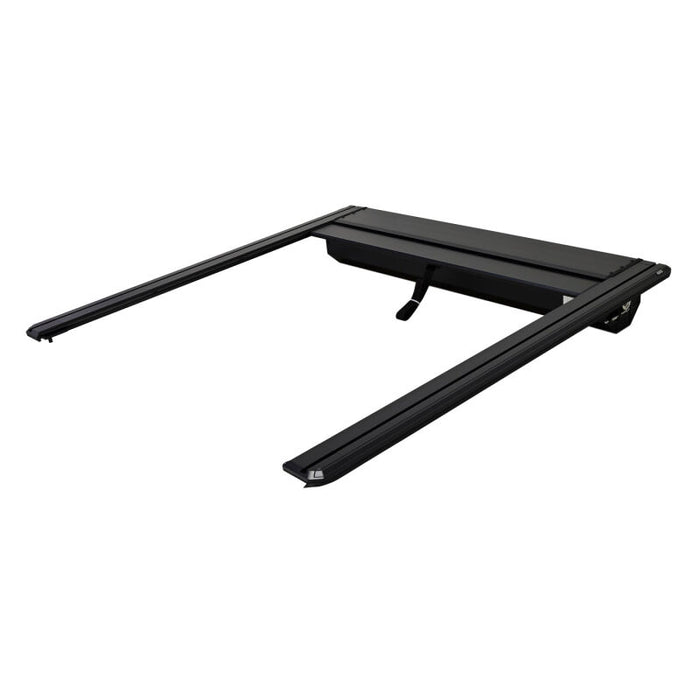 Westin 15-26 Ford F-150 / 22-26 Ford  F-150 Lightning 5ft 5in Bed Manual Retractable Tonneau Cover