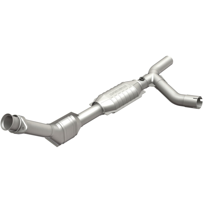 MagnaFlow Direct Fit Catalytic Converter 01-03 Ford E150 4.2L P/S