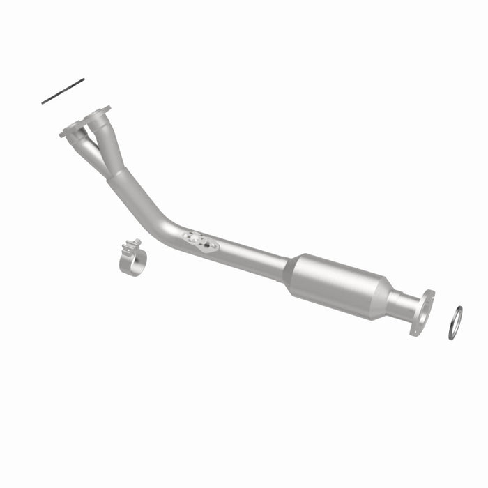 MagnaFlow Direct Fit Catalytic Converter California Grade 96-98 Toyota 4Runner 2.7L