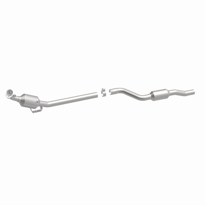 MagnaFlow Direct Fit Catalytic Converter 10-12 Mercedes-Benz GLK350 V6 3.5 OEM Underbody