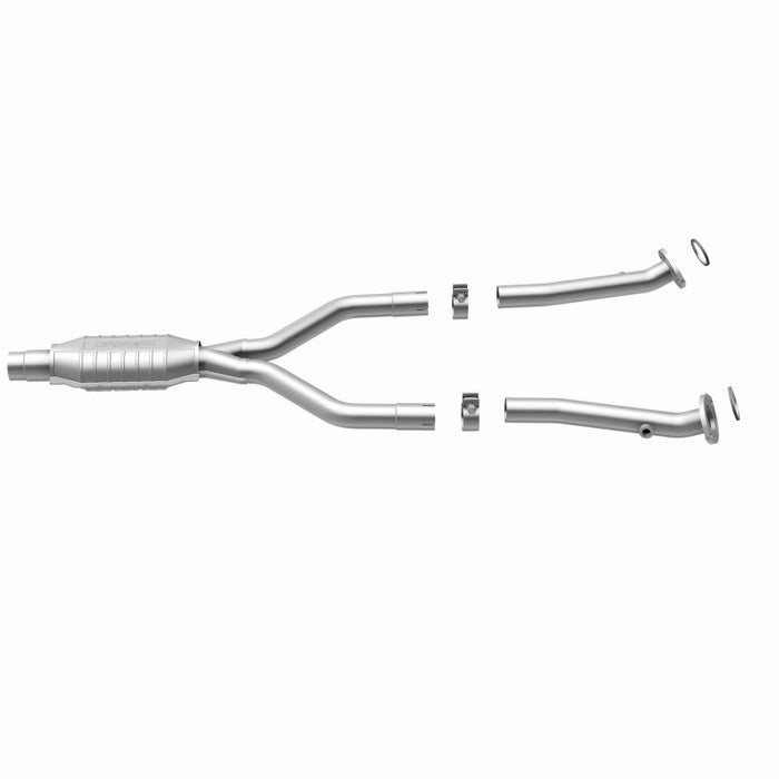 MagnaFlow Direct Fit Catalytic Converter 01-06 Lexus LS430 4.3L Rear