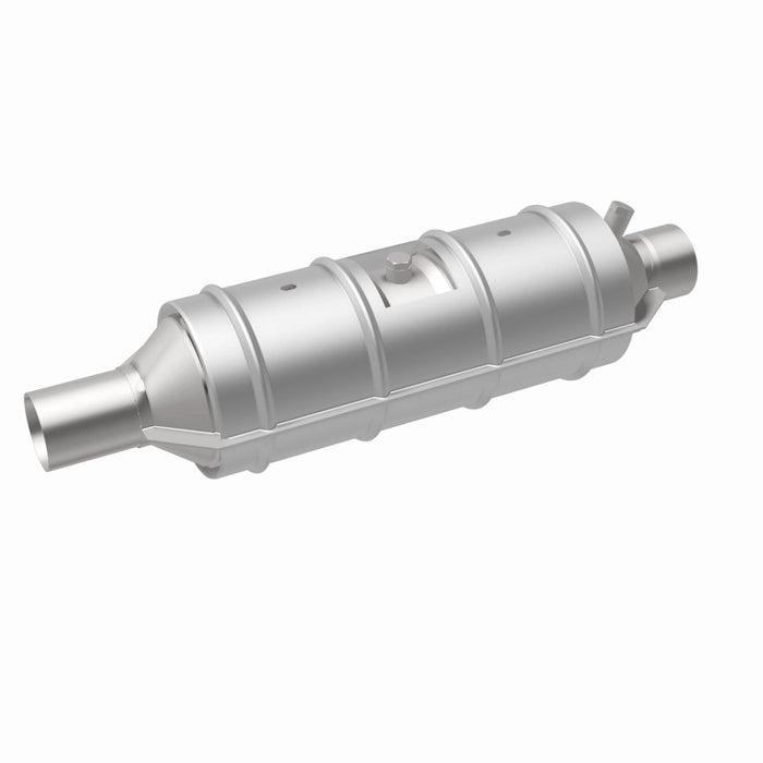 MagnaFlow DF Catalytic Conv 00-05 Ford Excursion / 99-04 F-250 SD / 99-04 F-350 SD (California)