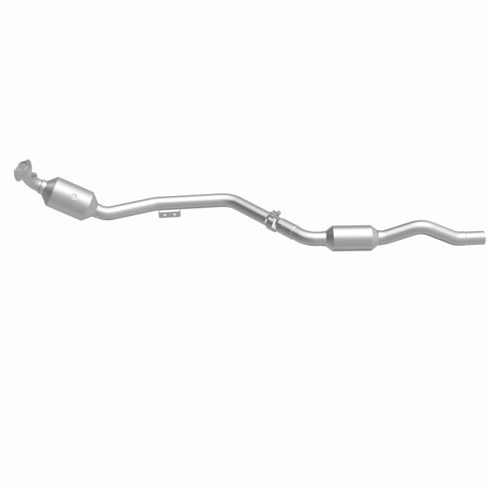MagnaFlow Direct Fit Catalytic Converter 07-09 Mercedes E350 3.5L