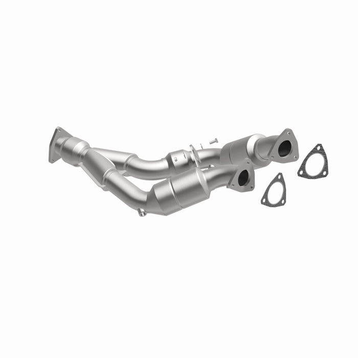MagnaFlow Direct Fit Catalytic Converter 04-06 VW Touareg 3.2L