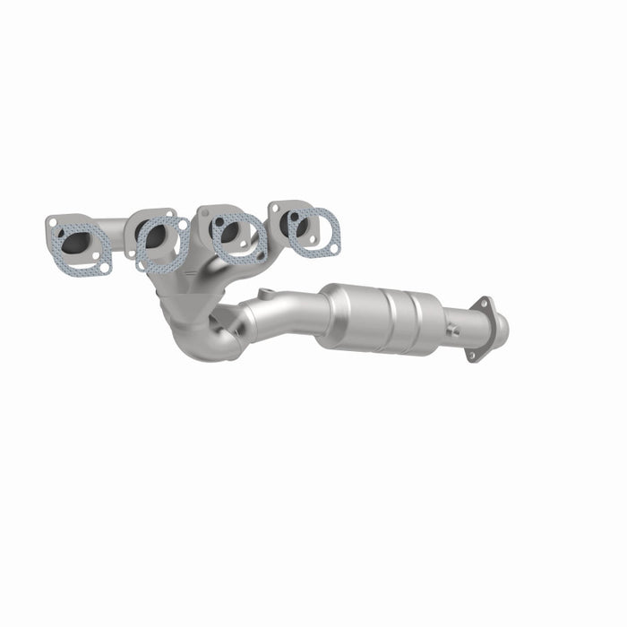 MagnaFlow Direct Fit Catalytic Converter 02-03 BMW 745i 4.4L